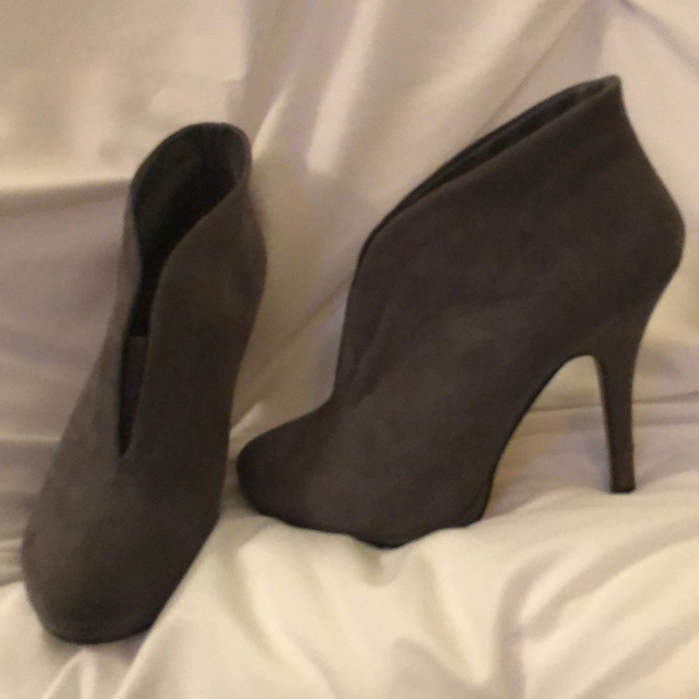 Grey Apt. 9 heels